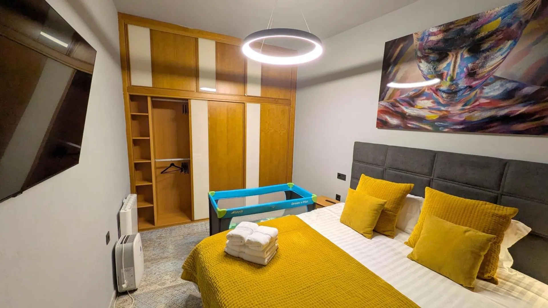 Apartmán Alma De Malaga 2Br Stay With Art History & Comfort In The Heart Of The City