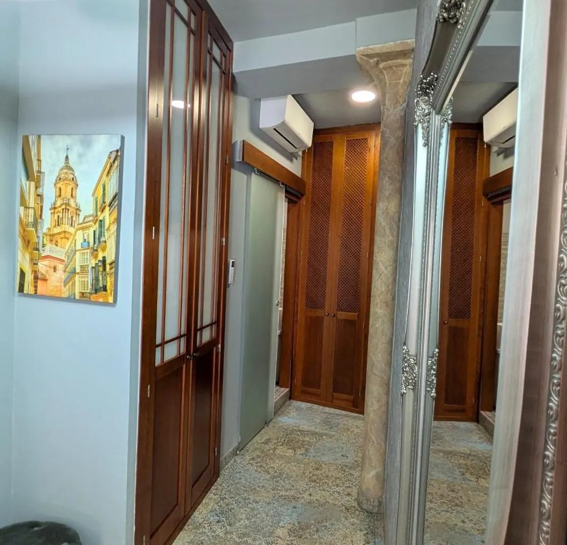 Alma De Malaga 2Br Stay With Art History & Comfort In The Heart Of The City 0*,  España
